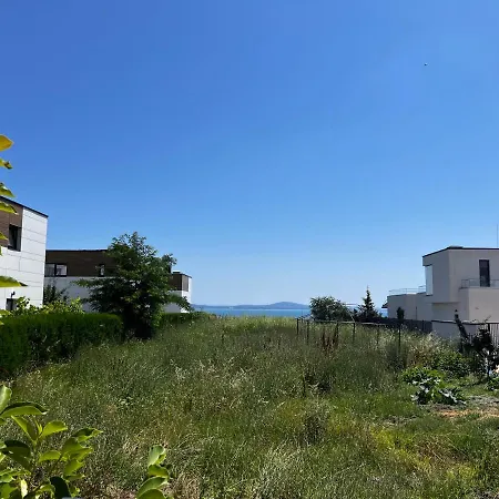 Brisas Garden Apartment Burgas