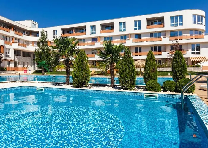 Brisas Garden Бургас